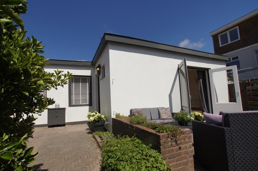 Zomerhuis Aan Zee Zandvoort Bilik gambar